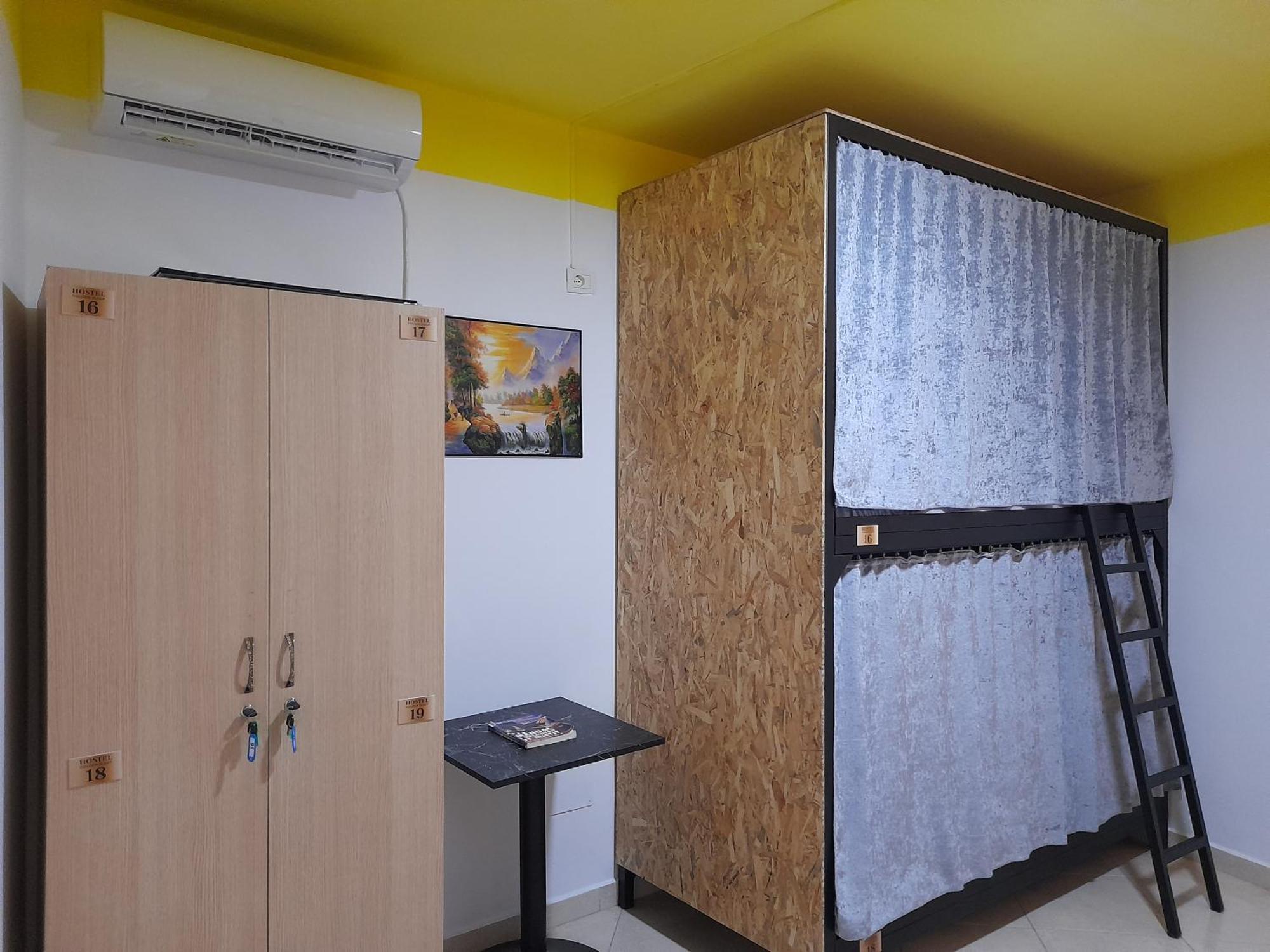 Golden Sleep Hostel Shkodër Buitenkant foto