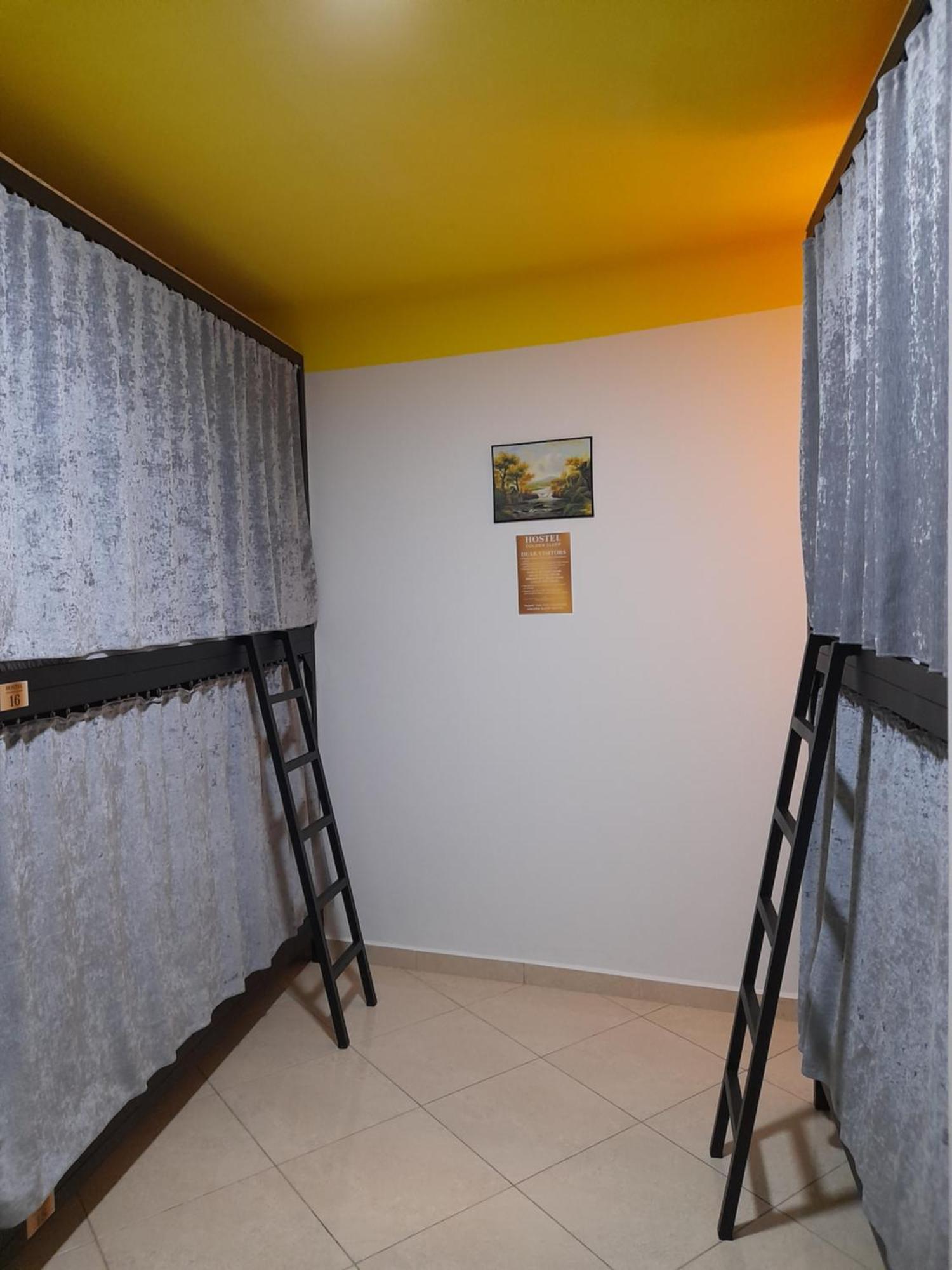 Golden Sleep Hostel Shkodër Buitenkant foto