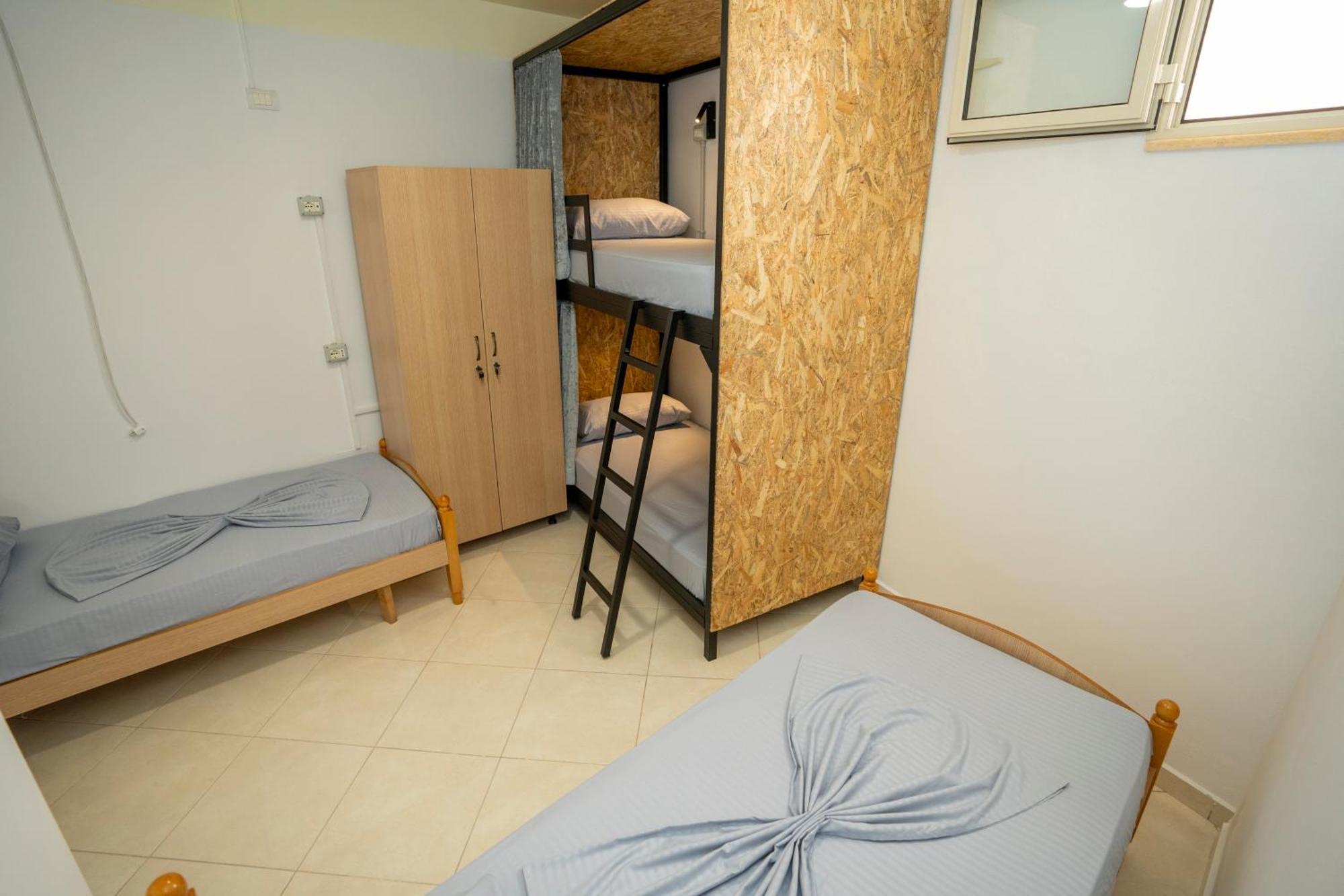 Golden Sleep Hostel Shkodër Buitenkant foto